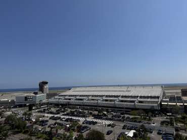 Transfert privé Nice Aéroport vers Saint-Tropez service de Chauffeur