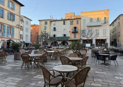 Transport Séminaire Valbonne Chauffeur Privé VTC & Minivan Luxe